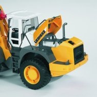 BRUDER ceļu iekrāvējs Liebherr Articulated, L574