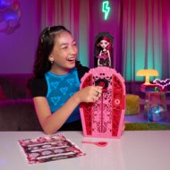 MONSTER HIGH lelle Spocīgie noslēpumi: Pusnakts dārza sērija - Draculaura, HYT72