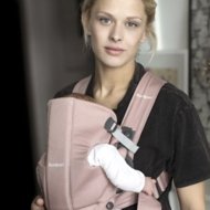 BABYBJÖRN Ķengursoma Mini, Dusty Pink, Cotton 021114