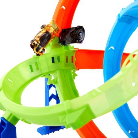 HOT WHEELS Stunt Tracks sacīkšu trase – Dubultās cilpas izaicinājums, JHK73 