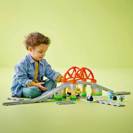 10426 LEGO® DUPLO® Town Vilcienu tilta un sliežu paplašinājuma maršruts 