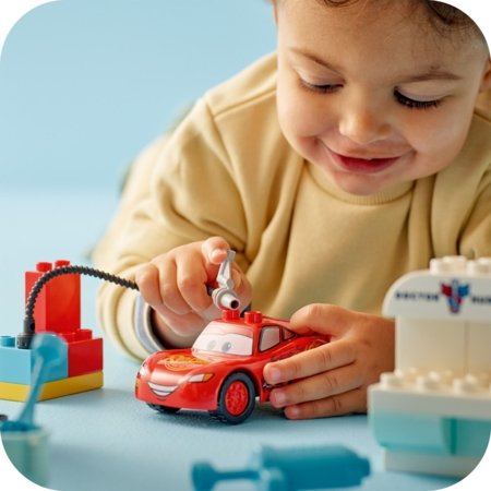 10456 LEGO® DUPLO® Disney™ Makvīna vizīte Doc garāžā 