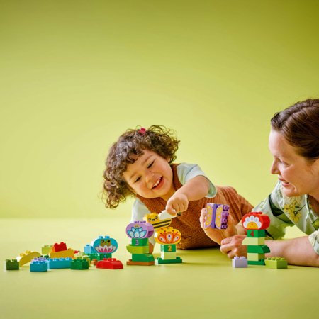 10444 LEGO® DUPLO® Town Radošais dārzs un ziedi 