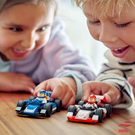 60464 LEGO® City Project Alicia 2025 F1® Williams Racing un Haas F1® sacīkšu auto 