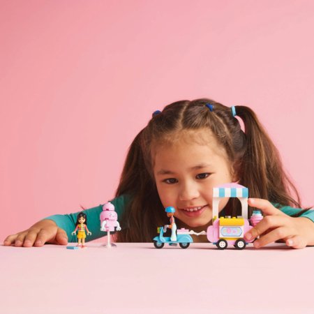 42643 LEGO® Friends Cukurvates stends un motorollers 