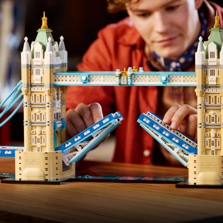 21067 LEGO® Architecture Tauera tilts 