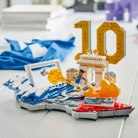 43013 LEGO® Editions Kylian Mbappé – Futbola spilgtākie mirkļi 