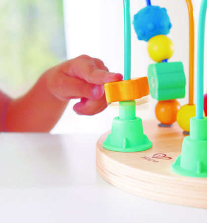 HAPE galaktikas pērlīšu labirints, E0525K 