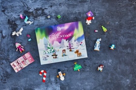 PLUS PLUS adventes kalendārs SANTA'S NORTHERN LIGHTS ADVENTURE, 4337 