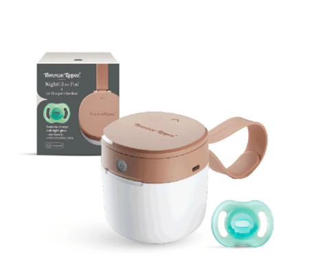 TOMMEE TIPPEE knupīša UV lādētājs un sterilizators NIGHTGLOW POD + knupītis NIGHT GLOW ULTRALIGHT, 0–6 mēn., 423790 