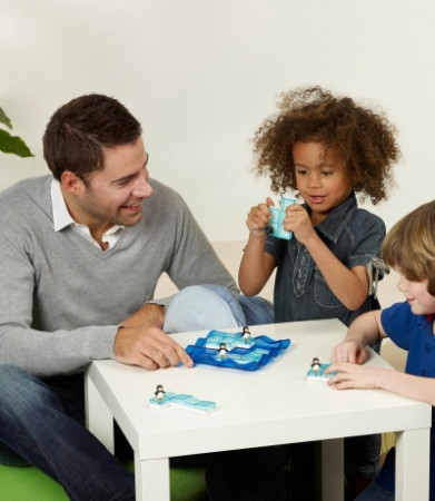 SMART GAMES Spēle Penguins on ice, SG155 