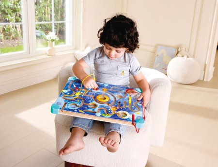 HAPE 2-in-1 kosmosa labirints un tangramu dēlis, E0524K 