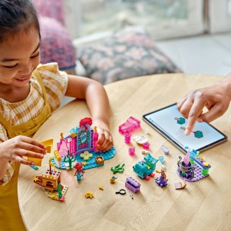 43254 LEGO® Disney Princess™ Arielas kristāla ala 