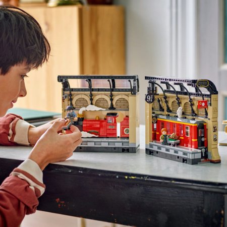 76450 LEGO® Harry Potter™ Grāmata-diorāma: Cūkkārpas ekspresis 