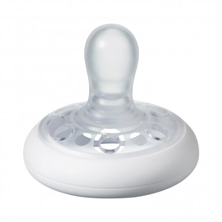 TOMMEE TIPPEE māneklis (līdzinās krūts galam) 2gab 6-18m, 43343021 43343015