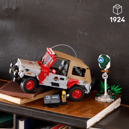 77984 LEGO® Jurassic World Jurassic Park Jeep® Wrangler 