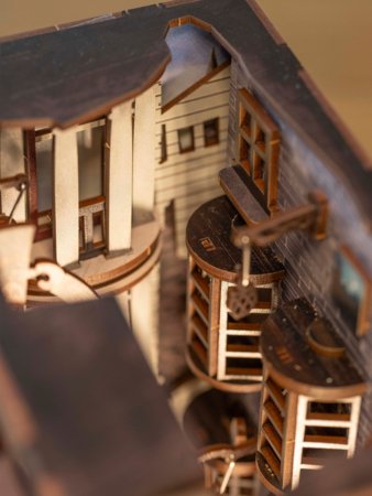 REVELL modelis Diagon Alley - Harry Potter: Tiny Adventures Ar rokām darinātas miniatūras, 00530 