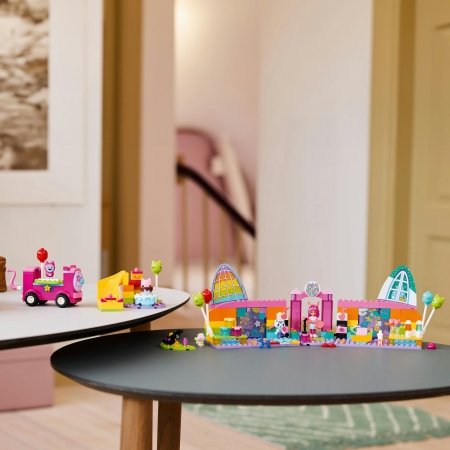 10797 LEGO® Gabby’s Dollhouse Gabby ballīšu istaba 