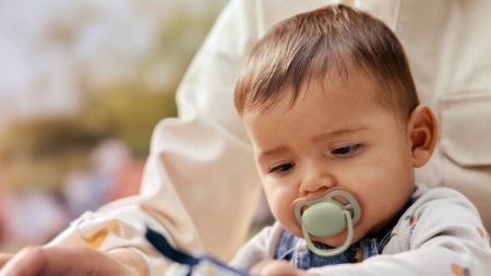 PHILIPS AVENT knupīši ULTRA AIR DAY AND NIGHT, 6-18 m., 2 gab., SCF376/27 