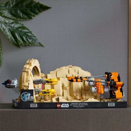 75380 LEGO® Star Wars™ Mos Espa Podrace™ diorāma 