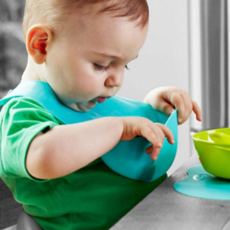Tommee Tippee lacīte / priekšautiņš Roll n Go 46351473 46351473