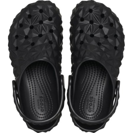 CROCS krokši QUIET melni, 209572-001 33,5 izmērs 